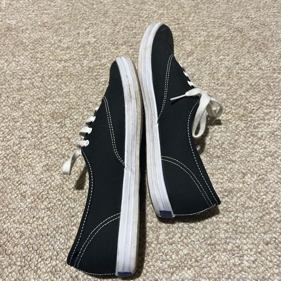 BLACK KEDS - Picture 5 of 6